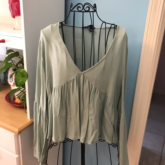 FOREVER 21 🥒 Blouse - Picture 5 of 5